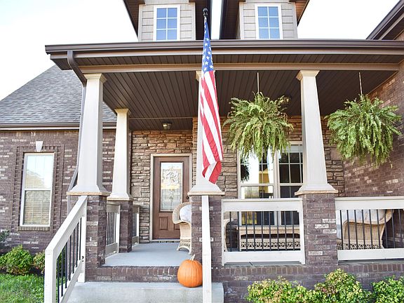 2nd image of 4414 Ironhorse Way