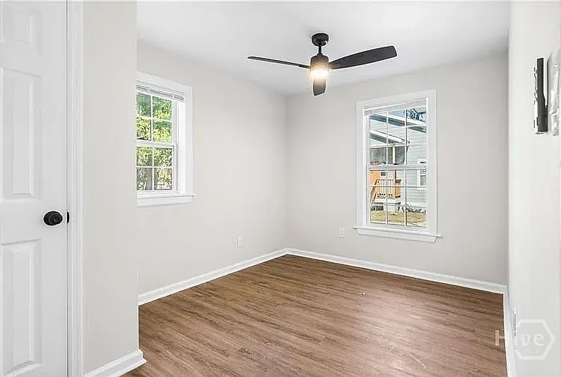 4 bed, 1416 sqft, $2,500 — Photo 3