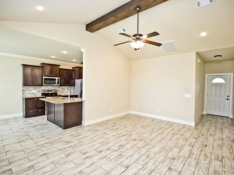 108 Alder St — Photo 10