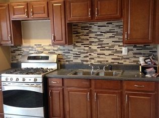 931 W Nesquehoning St, Easton, PA 18042