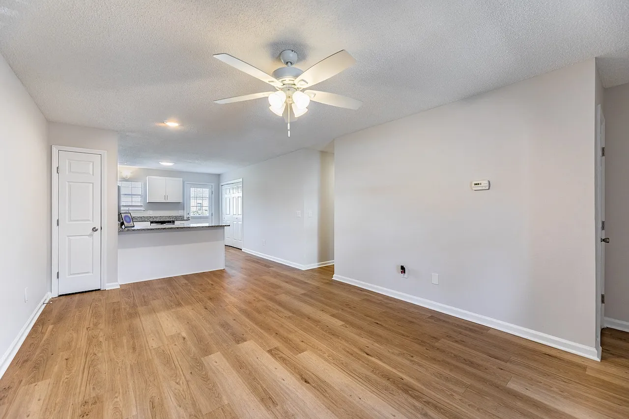 South Haven Apartments — Photo 4