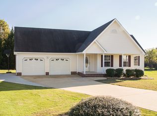 38 Fawn Ln, Ringgold, GA 30736