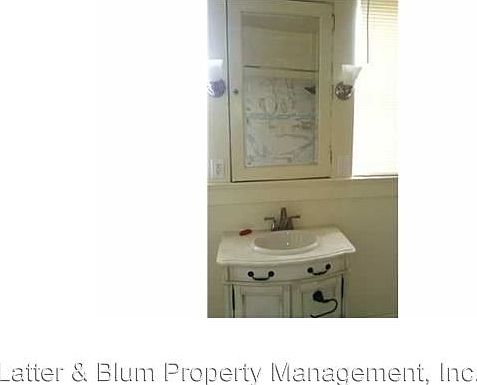 5th image of 4101 Fontainebleau Dr