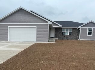 4560 Marla Ln, Green Bay, WI 54313
