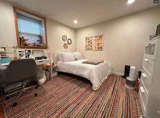 73 Thatcher St #O1, Brookline, MA 02446