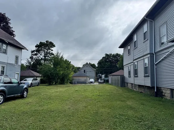 2554 N 50TH STREET, Milwaukee, WI 53210