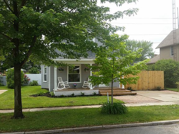 3rd image of 708 Palmwood Ave