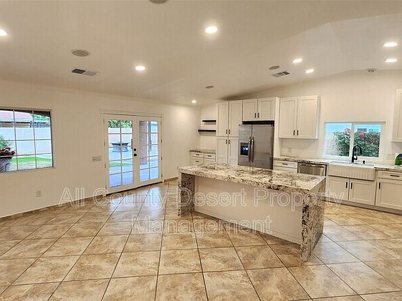 4th image of 82418 Priscilla Ct