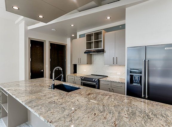 3rd image of 2600 W 7th St APT 2420
