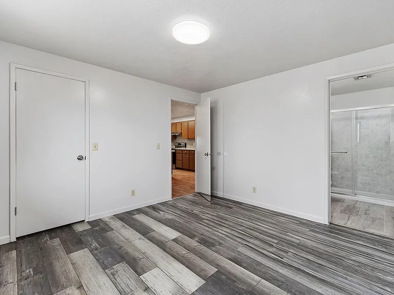 158 Ridgeway Dr — Photo 13