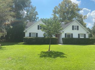 8615 River Oaks Dr, North Charleston, SC 29420