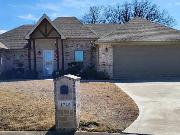 1740 Round Rock Cir, Sulphur Springs, TX 75482