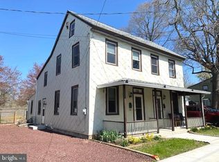 19 E Millbrooke Ave, Woodstown, NJ 08098