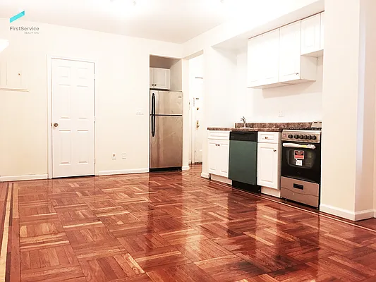 Rented by FirstService Realty (legacy) | media 12