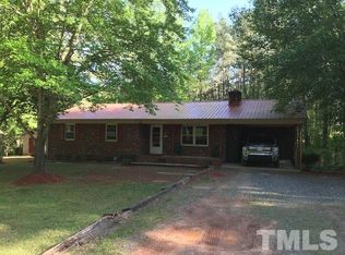 1304 Riddle Rd, Sanford, NC 27330