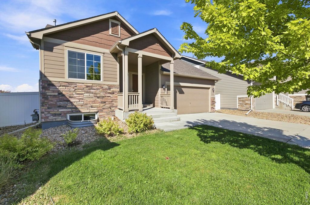 268 Pinebrook Ct