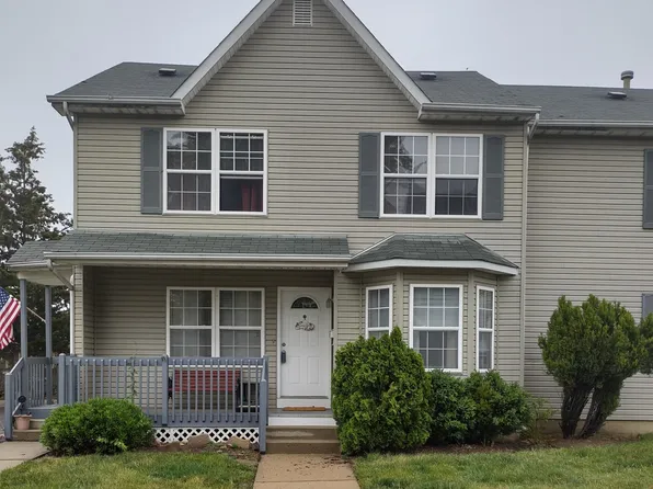 70 Broadway APT 1, Keyport, NJ 07735