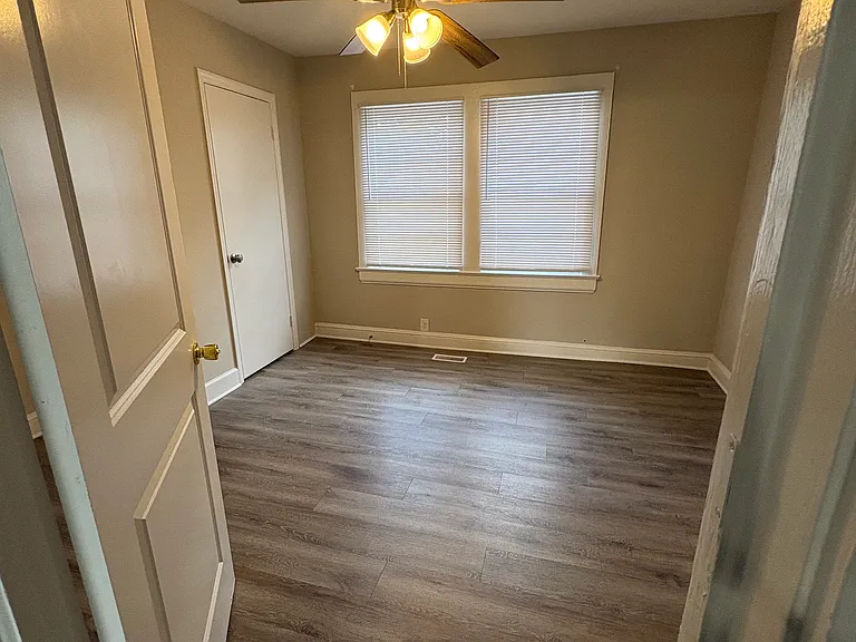 808 Brake St — Photo 9
