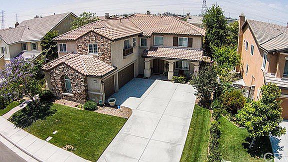 3rd image of 14760 Meadowsweet Dr