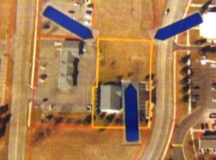 1031 Mall Dr E, Lansing, MI 48917