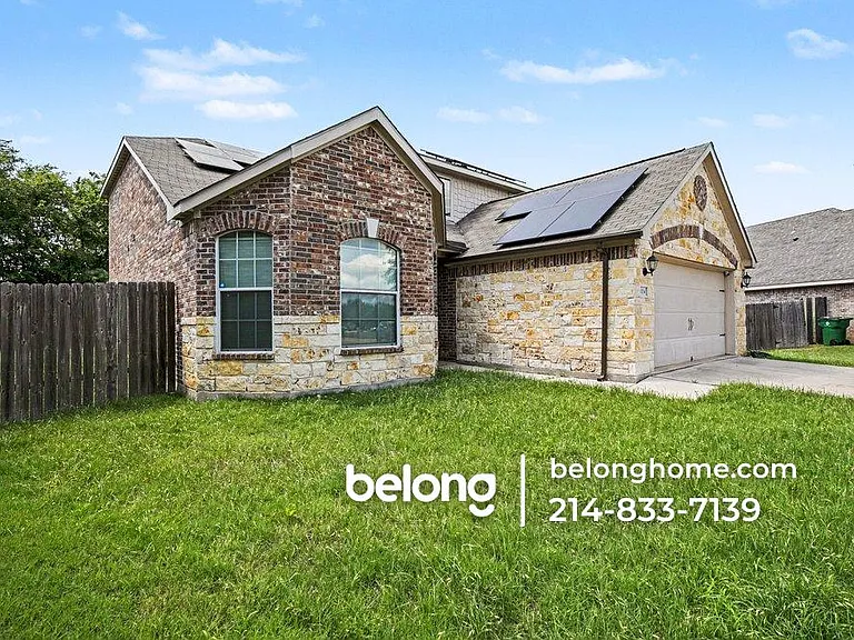 1004 Junegrass Ln — Photo 1