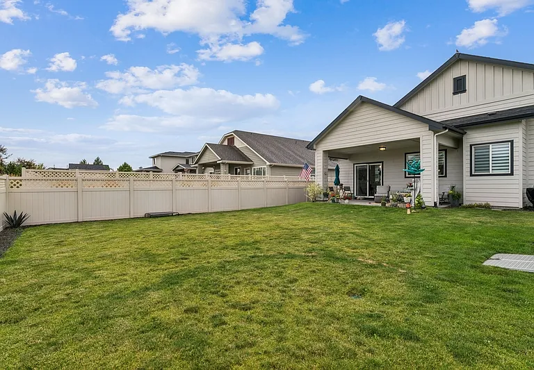 11691 W Quintale Dr — Photo 33