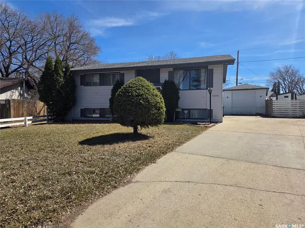 1156 Duffield CRESCENT, Moose Jaw, SK S6H 5M4