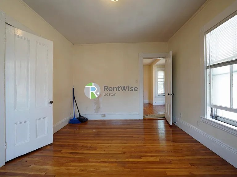 2 Ware St #109U — Photo 10