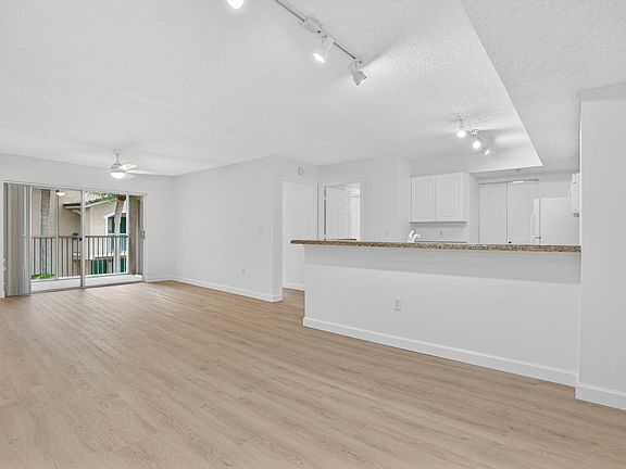 4th image of 278 Village Boulevard #8206