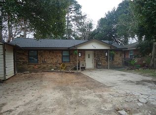 709 W Marlin St, Willis, TX 77378