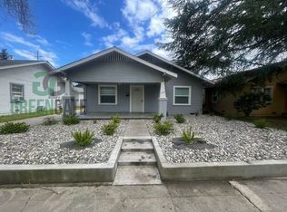 542 Auburn St, Modesto, CA 95350