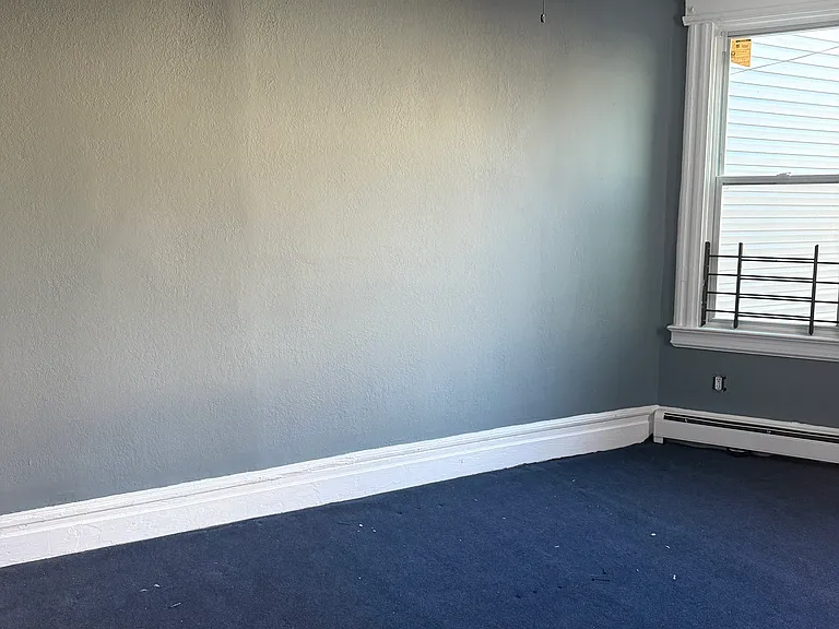 Isabella Ave — Photo 5