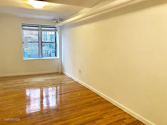 Rented by Corcoran | media 15