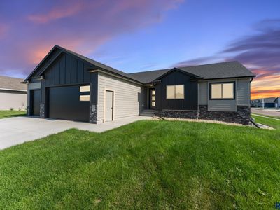 5512 E 64th St, Sioux Falls, SD, 57108