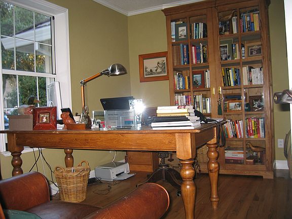 4th image of 621 Tanbark Oak Ct