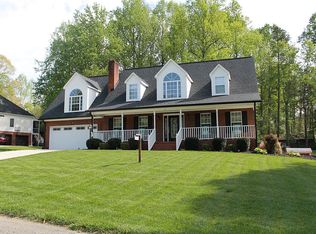 212 Grove Park Ln, Lexington, NC 27295