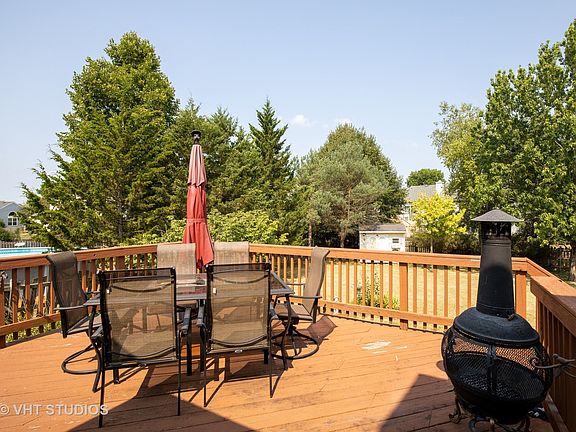 5th image of 4145 Larkspur Ln