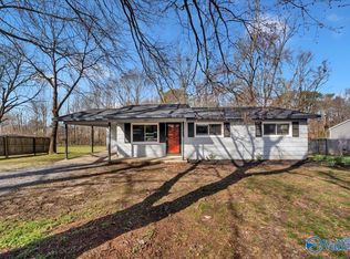 231 Hampton Rd NW, Hartselle, AL 35640