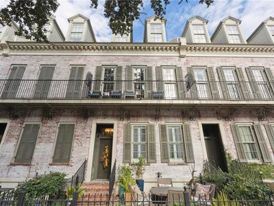 2113 Prytania St, New Orleans, LA, 70130