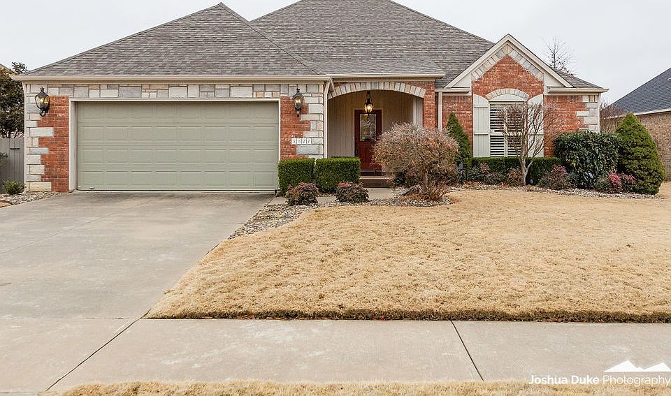 1st image of 3527 Earnhardt Dr