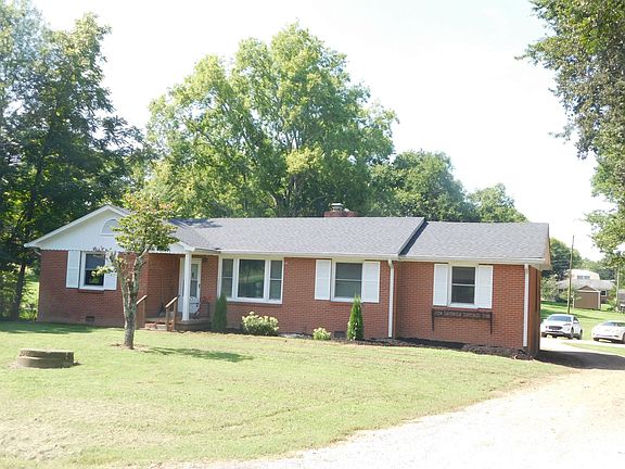 2nd image of 113 Sunset Dr