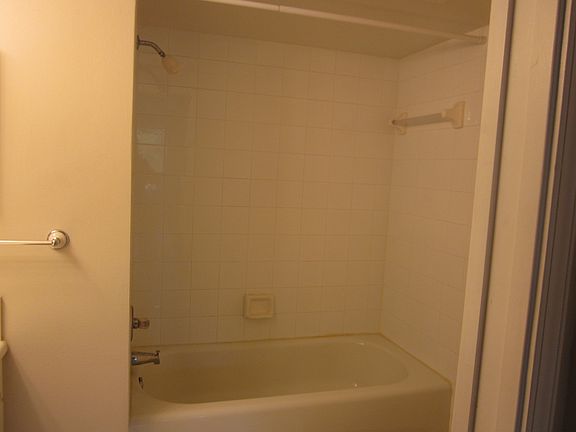 5th image of 1280 Wildwood Lakes Blvd APT 203