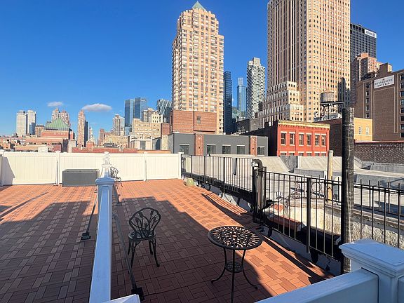 5th image of 356 W 48th St #Penthouse D