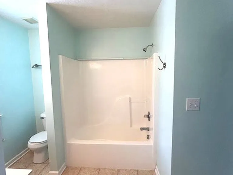 2709 Michelle Park — Photo 18