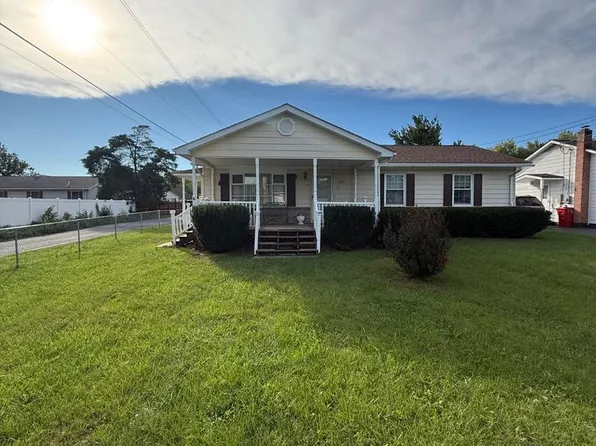 360 Belview Dr, Martinsburg, WV 25404