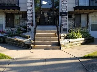 5900 16th St #2G, Racine, WI 53406