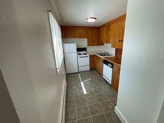5th image of 1005 19th St #4