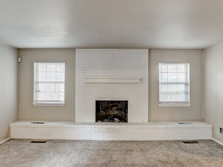 7507 Knight Lake Dr — Photo 1