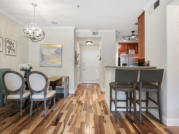5th image of 330 Las Colinas Blvd #120