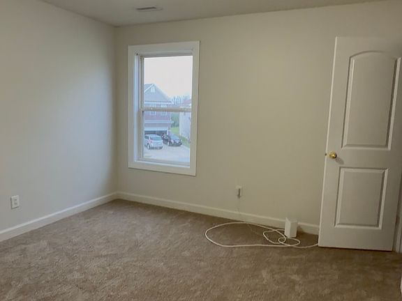 5th image of 7827 Valley Trace Ln